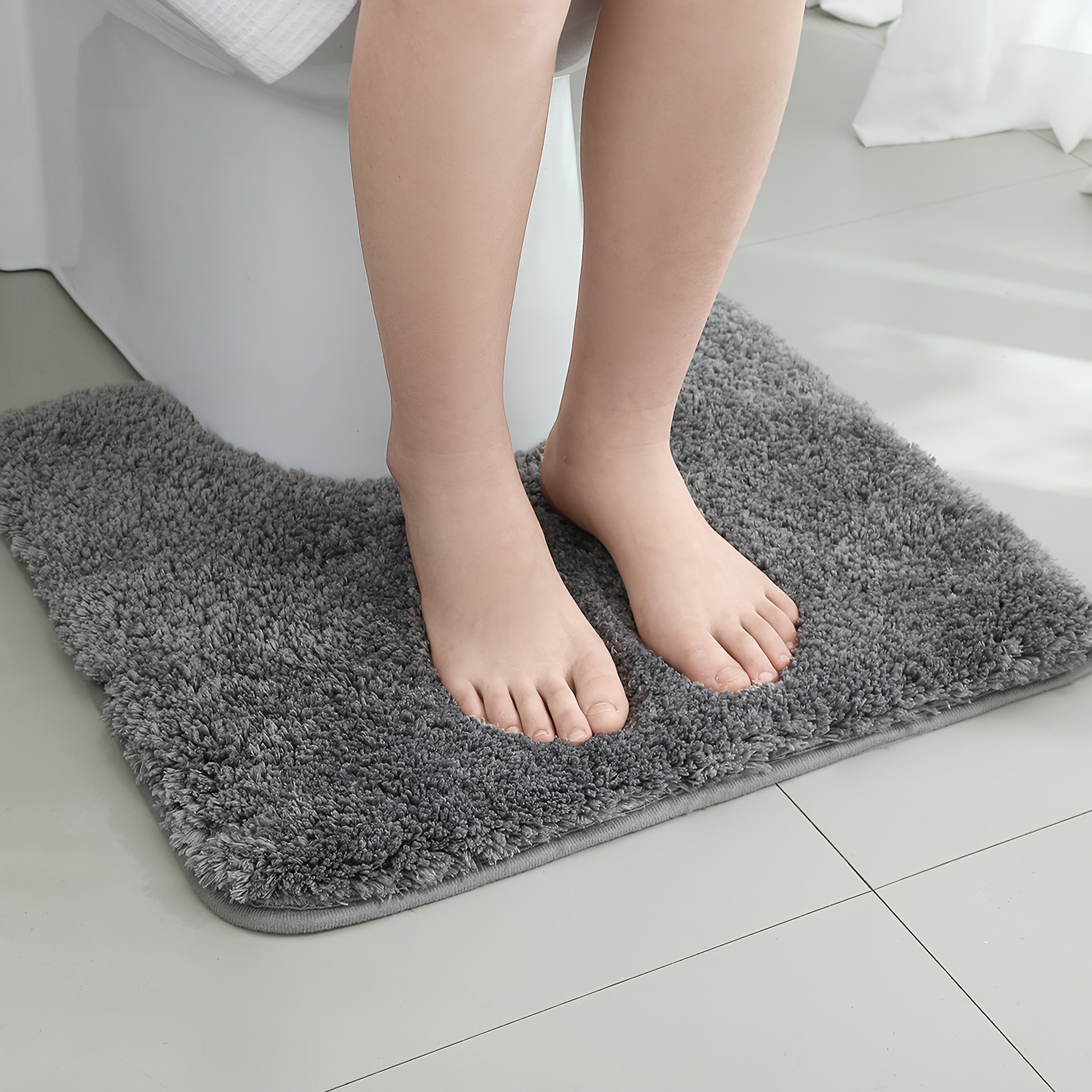[1pc Ultra-Soft Toilet Mat] Ultra-Soft 1pc Plush Bathroom Toilet Mat | Non-Slip, Super Absorbent, Machine Washable, Solid Color with U-Shaped Contour for Enhanced Comfort and Support